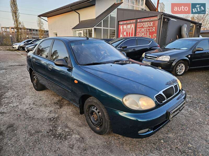 Седан Daewoo Lanos 2003 в Шостці