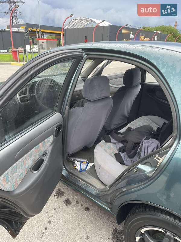 Седан Daewoo Lanos 2005 в Виннице