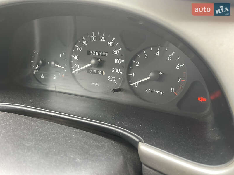 Седан Daewoo Lanos 2005 в Виннице