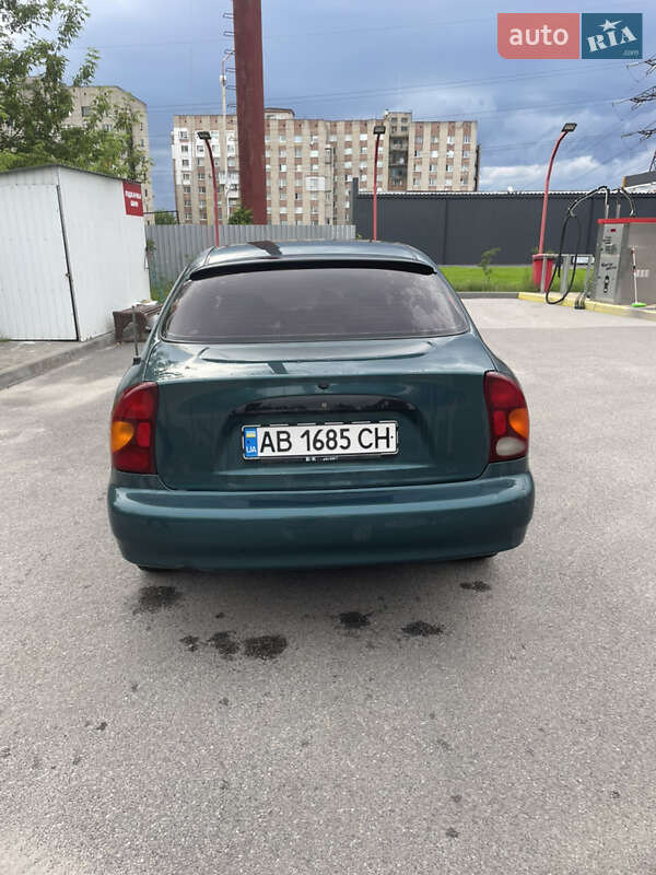Седан Daewoo Lanos 2005 в Виннице
