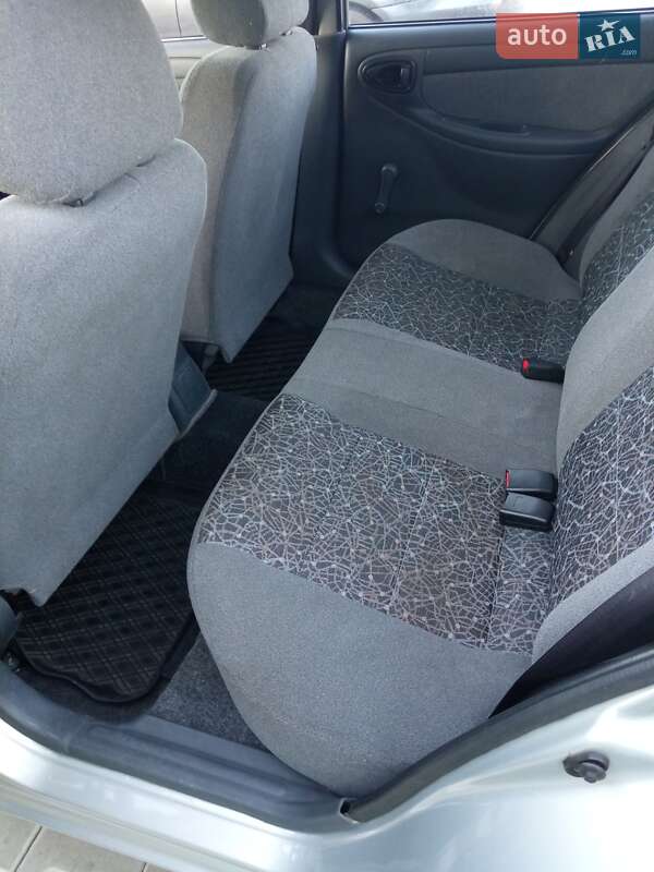 Седан Daewoo Lanos 2008 в Стрые