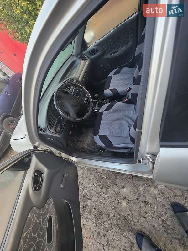 Седан Daewoo Lanos 2003 в Запорожье фото 8 Седан Daewoo Lanos 2003 в Запорожье