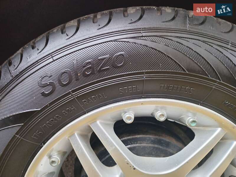 Седан Daewoo Lanos 2004 в Фастове