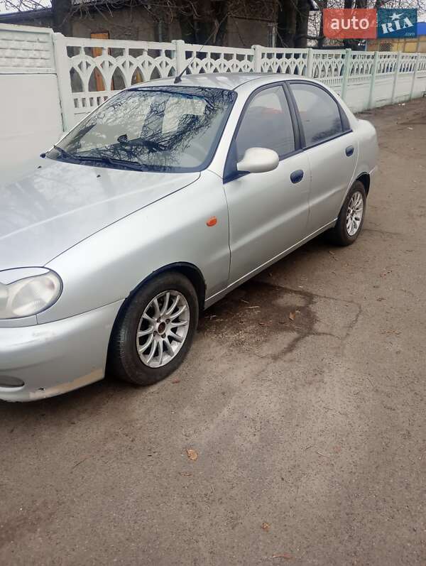 Седан Daewoo Lanos 2004 в Борисполі фото Седан Daewoo Lanos 2004 в Борисполі
