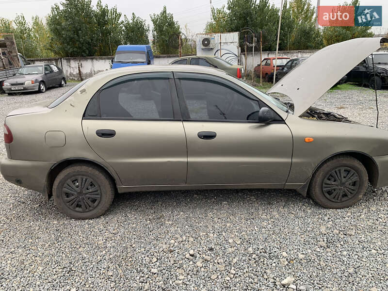 Седан Daewoo Lanos 2006 в Днепре