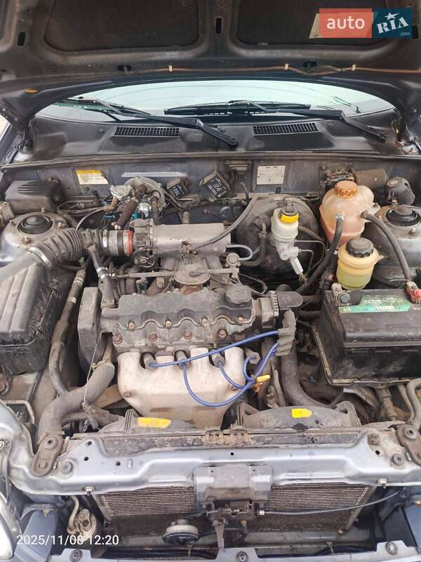 Седан Daewoo Lanos 2010 в Запоріжжі