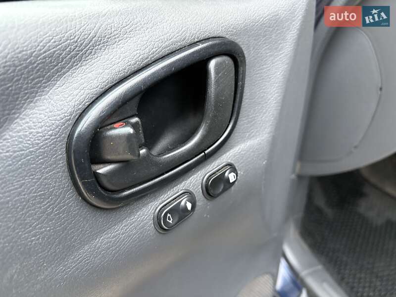 Седан Daewoo Lanos 2006 в Києві