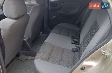 Седан Daewoo Lanos 2008 в Луцьку