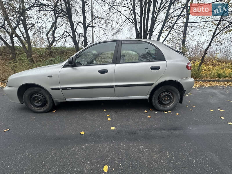 Хетчбек Daewoo Lanos 2003 в Дніпрі фото 3 Хетчбек Daewoo Lanos 2003 в Дніпрі