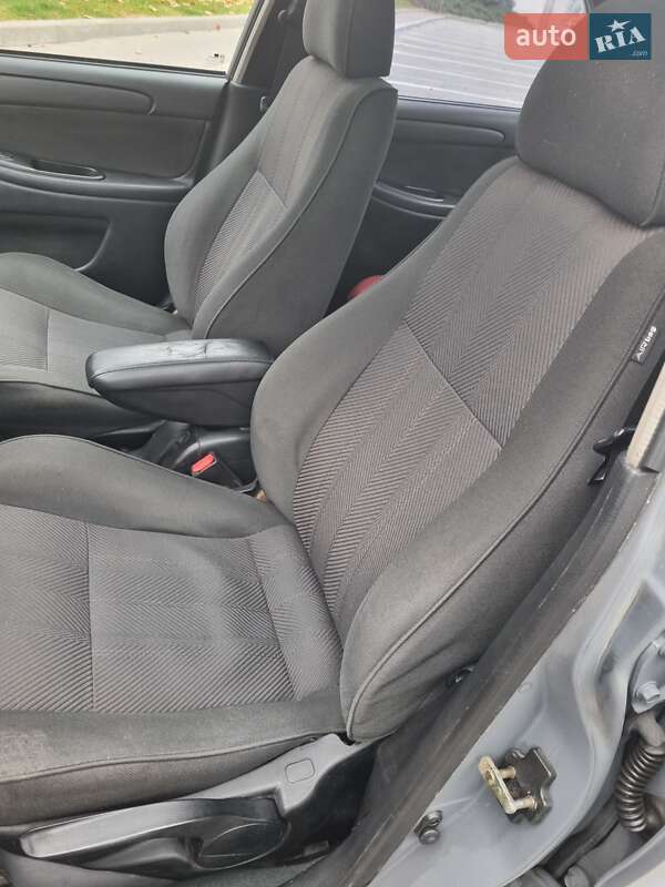 Седан Daewoo Lanos 2003 в Днепре