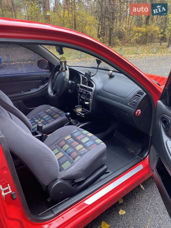 Хетчбек Daewoo Lanos 2003 в Новомосковську