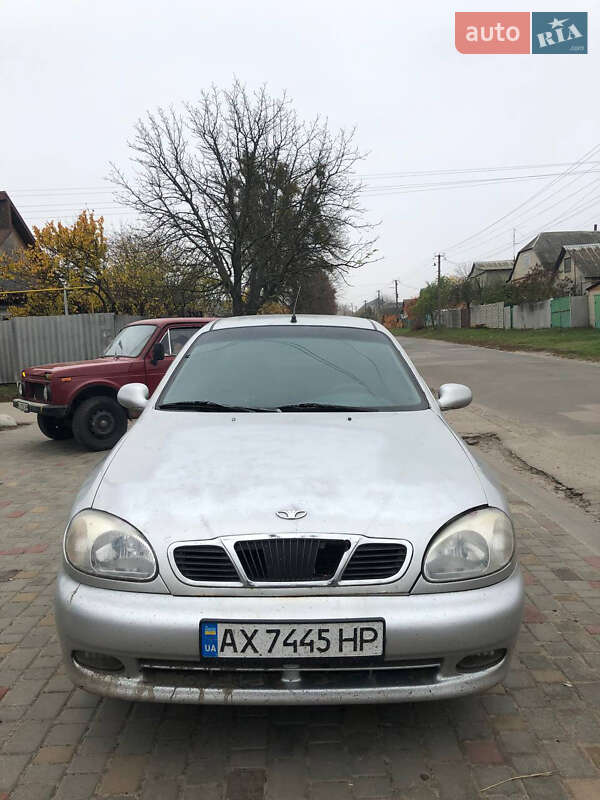 Седан Daewoo Lanos 2004 в Харькове