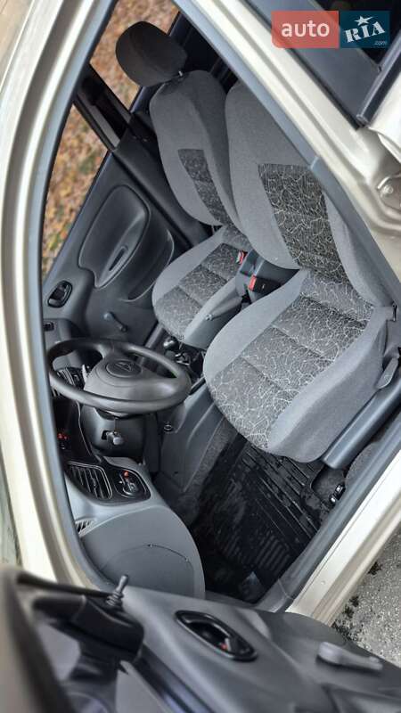 Седан Daewoo Lanos 2008 в Миколаєві