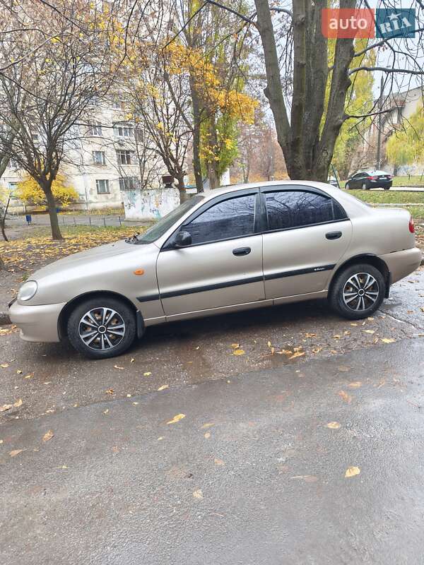 Седан Daewoo Lanos 2008 в Харкові