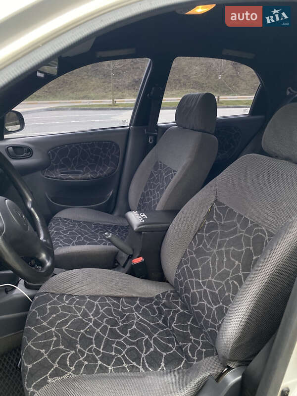 Седан Daewoo Lanos 2002 в Ірпені фото 17 Седан Daewoo Lanos 2002 в Ірпені