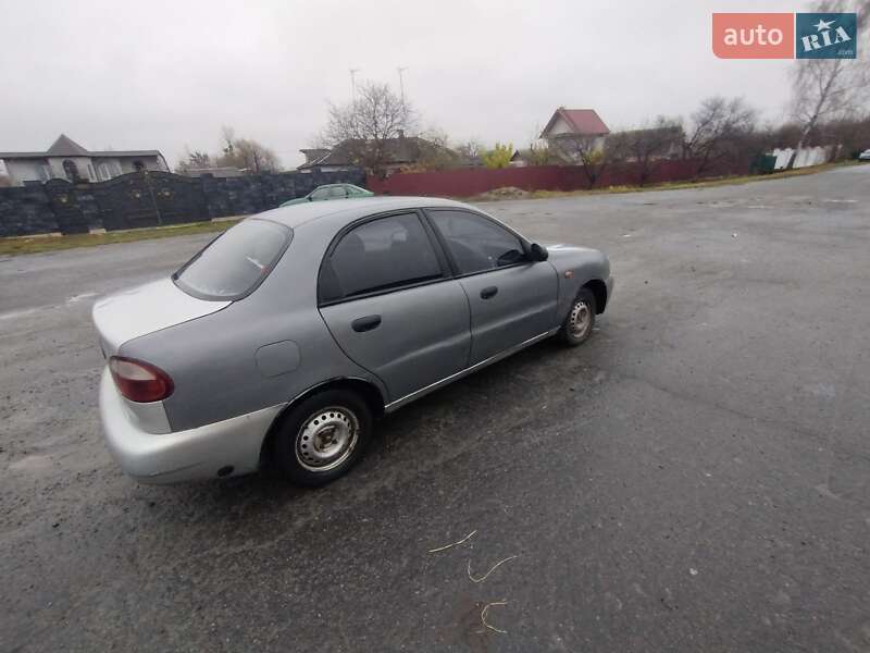 Седан Daewoo Lanos 2004 в Мирополі