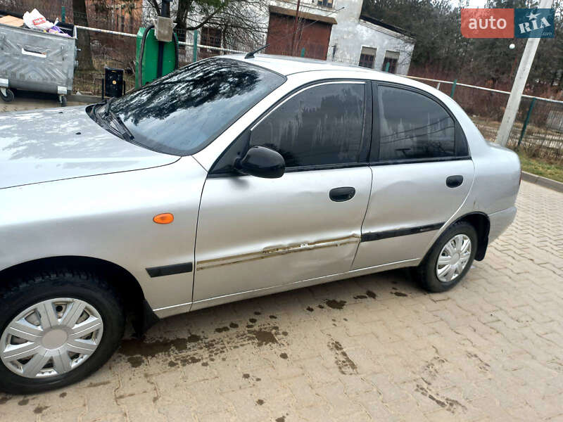 Седан Daewoo Lanos 2007 в Сторожинце