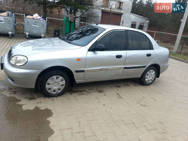 Седан Daewoo Lanos 2007 в Сторожинце