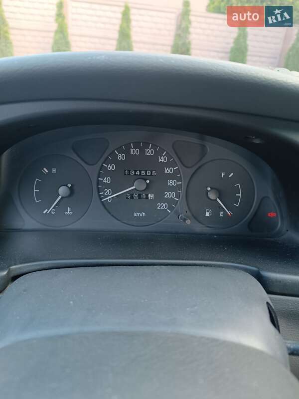 Седан Daewoo Lanos 2008 в Львові