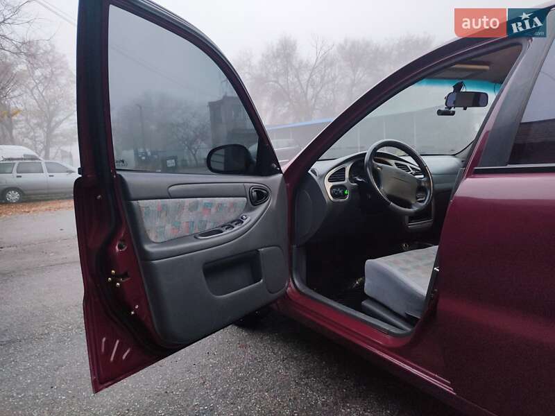 Седан Daewoo Lanos 2005 в Запоріжжі