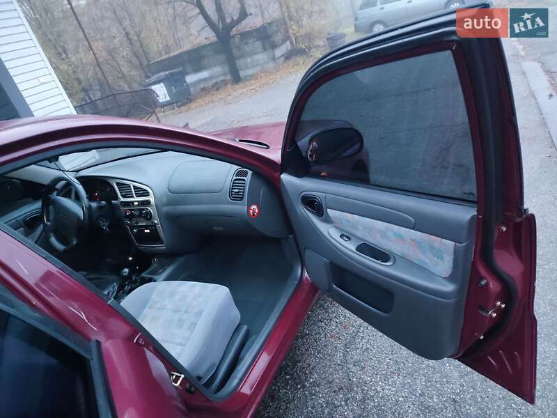 Седан Daewoo Lanos 2005 в Запоріжжі