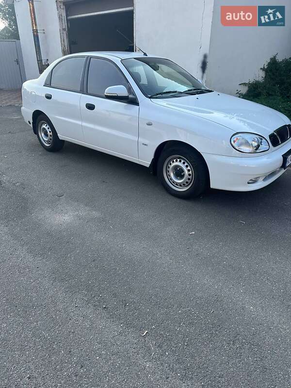 Седан Daewoo Lanos 2014 в Києві фото Седан Daewoo Lanos 2014 в Києві
