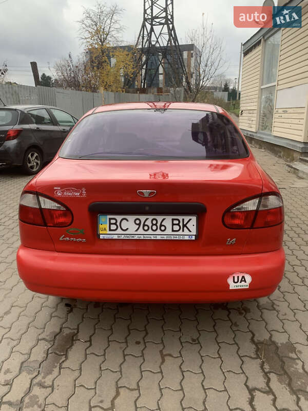 Седан Daewoo Lanos 2008 в Винниках