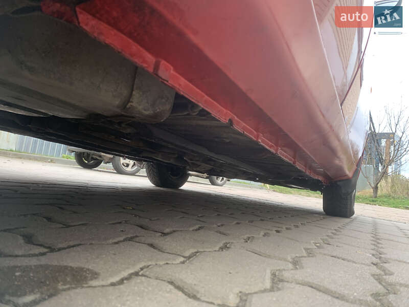 Седан Daewoo Lanos 2008 в Винниках