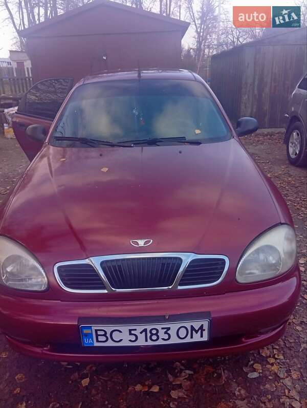 Седан Daewoo Lanos 2003 в Львові