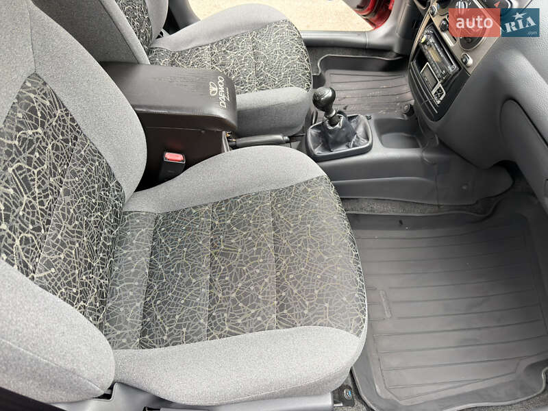 Седан Daewoo Lanos 2008 в Киеве