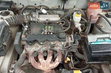 Седан Daewoo Lanos 2005 в Днепре