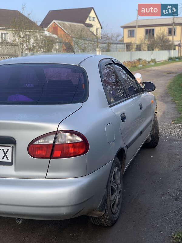 Седан Daewoo Lanos 2004 в Вінниці