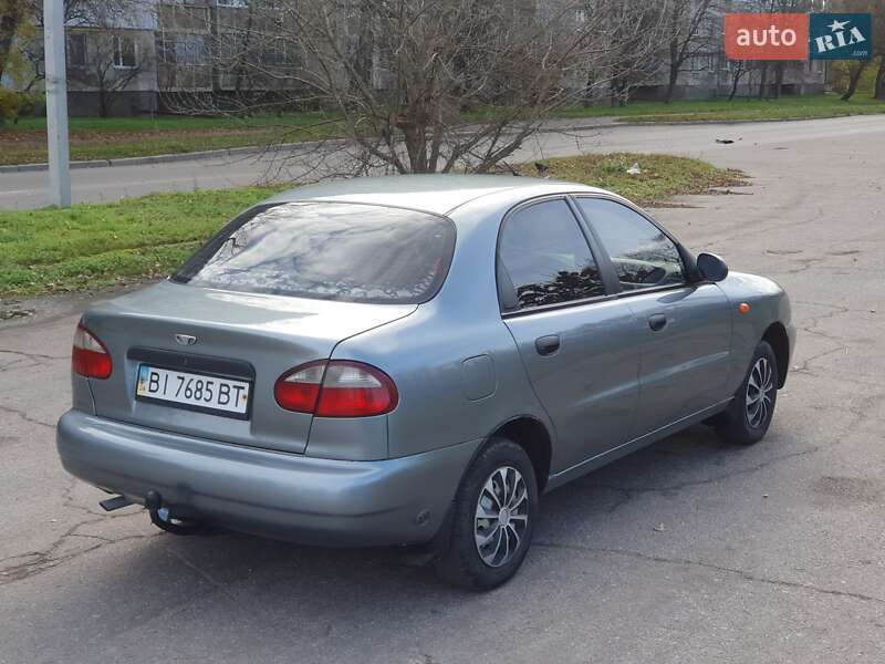 Седан Daewoo Lanos 2008 в Кременчуці