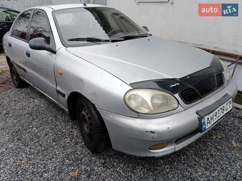 Седан Daewoo Lanos 2004 в Житомирі