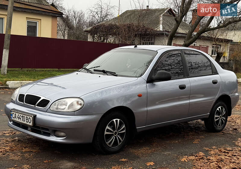 Седан Daewoo Lanos 2010 в Черкасах