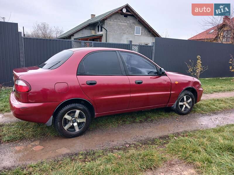 Седан Daewoo Lanos 2007 в Ужгороде