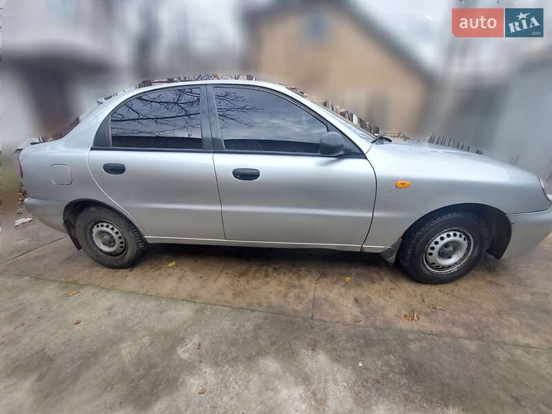 Седан Daewoo Lanos 2004 в Киеве фото 4 Седан Daewoo Lanos 2004 в Киеве