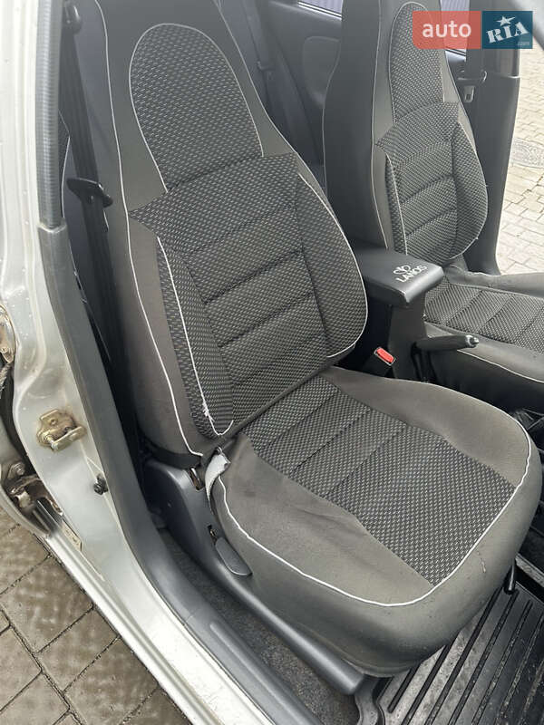 Седан Daewoo Lanos 2004 в Тернополе