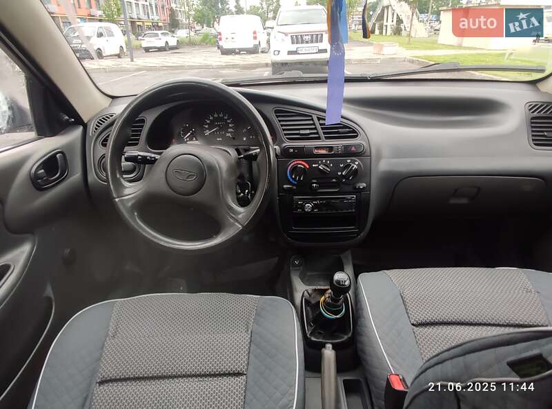 Седан Daewoo Lanos 2008 в Гатном