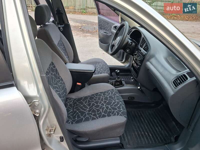 Седан Daewoo Lanos 2003 в Полтаві фото 28 Седан Daewoo Lanos 2003 в Полтаві