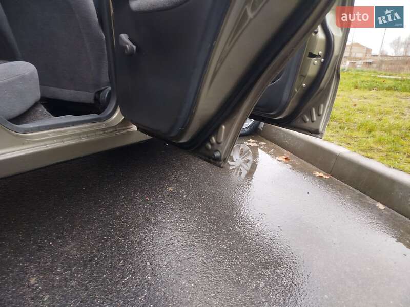 Седан Daewoo Lanos 2007 в Чернігові