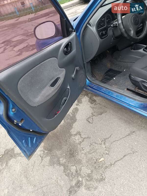 Седан Daewoo Lanos 2008 в Києві фото 2 Седан Daewoo Lanos 2008 в Києві
