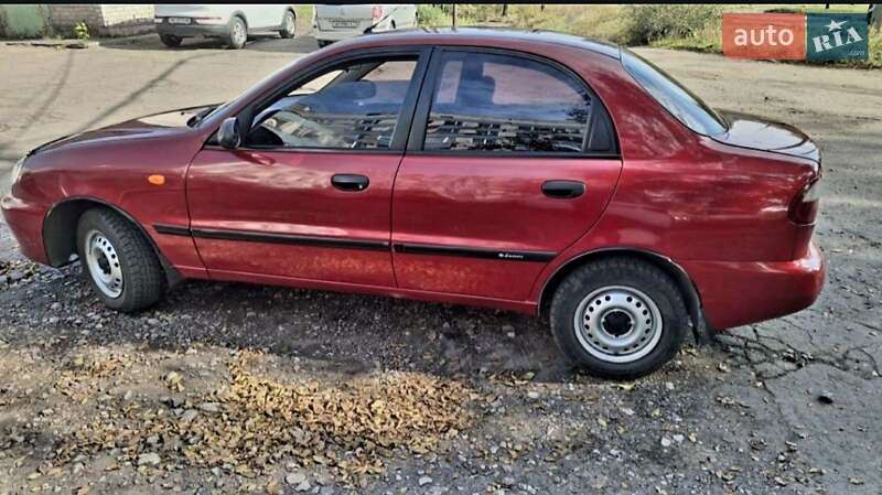 Седан Daewoo Lanos 2008 в Кам'янському