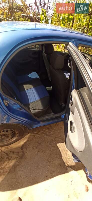 Седан Daewoo Lanos 2008 в Николаеве