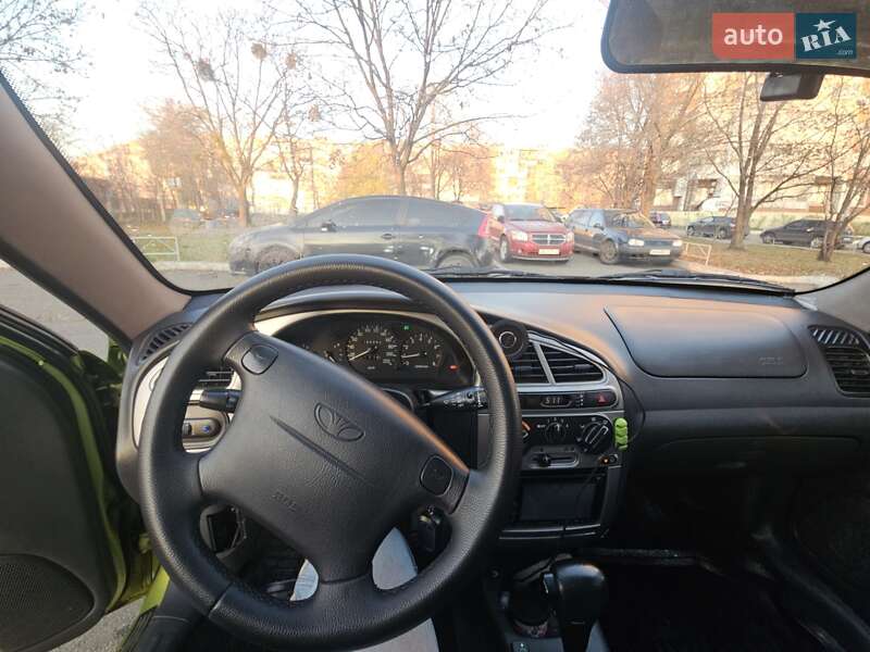 Седан Daewoo Lanos 2003 в Киеве