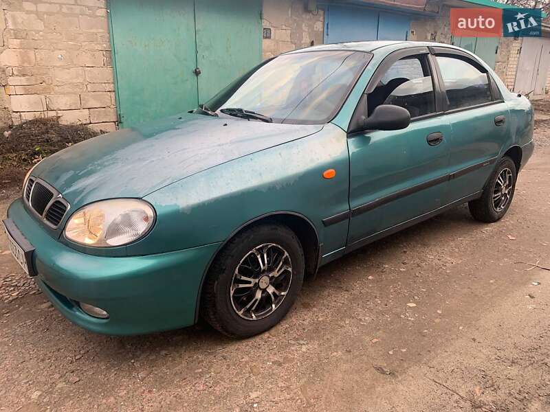 Седан Daewoo Lanos 2000 в Харькове