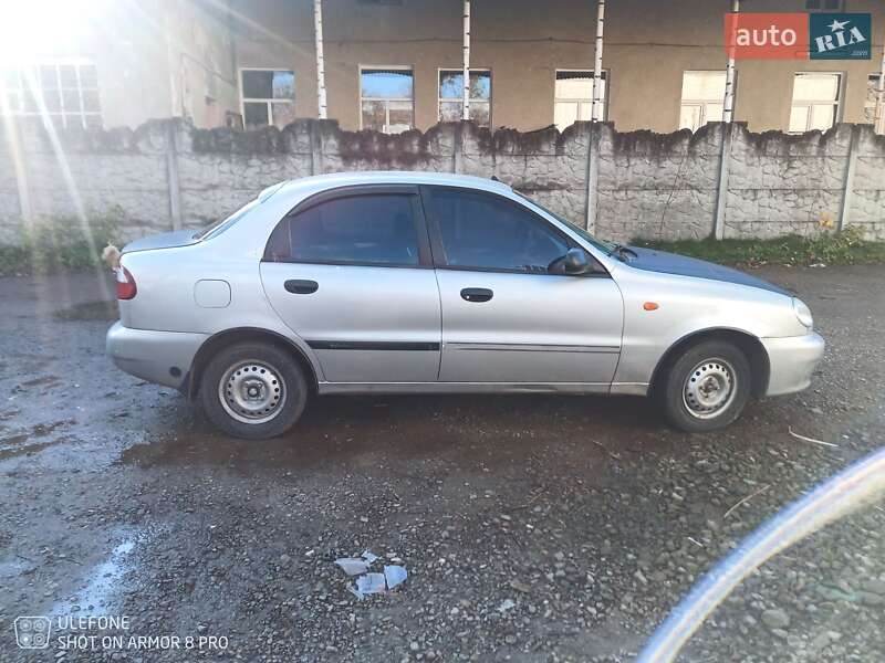 Хетчбек Daewoo Lanos 2004 в Стрию