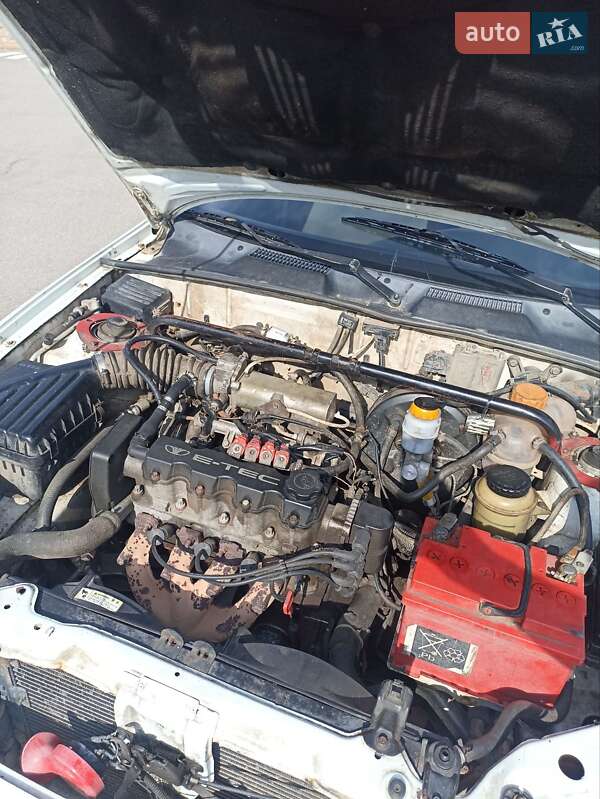 Хетчбек Daewoo Lanos 1998 в Харкові