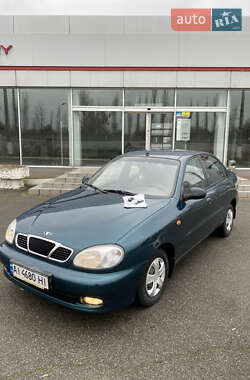 Седан Daewoo Lanos 2003 в Киеве