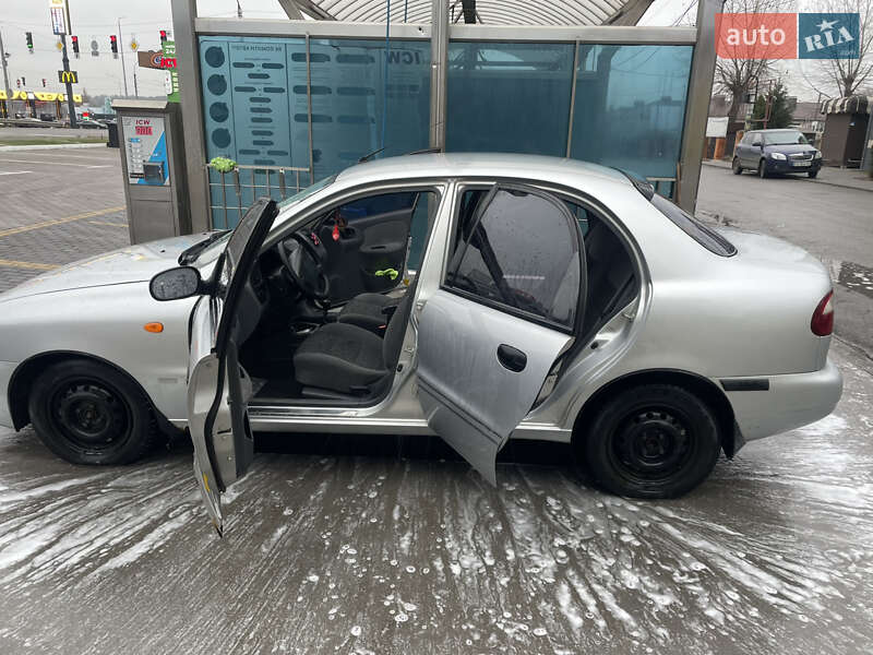 Седан Daewoo Lanos 2008 в Киеве